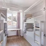 بيت شباب Goodmorning Solo Traveller Lisboa