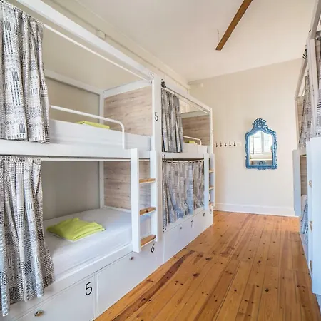 אכסניה Goodmorning Solo Traveller