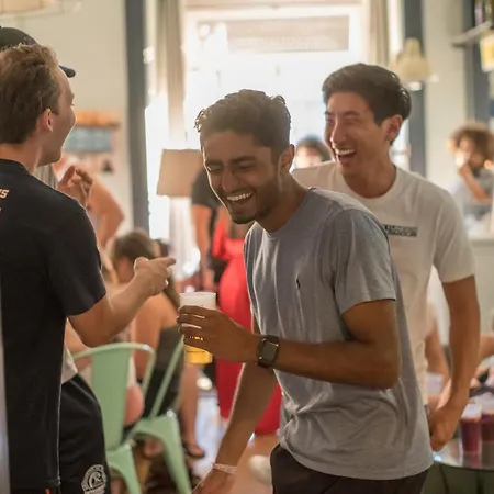 Goodmorning Solo Traveller Хостел Лиссабон