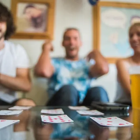 Goodmorning Solo Traveller Хостел Лиссабон