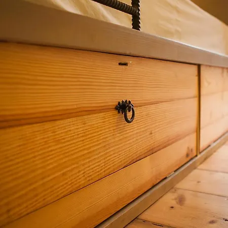 Goodmorning Solo Traveller Hostel * Lisbon