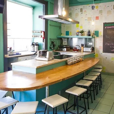 Goodmorning Solo Traveller Hostel *