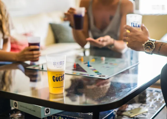 بيت شباب Goodmorning Solo Traveller