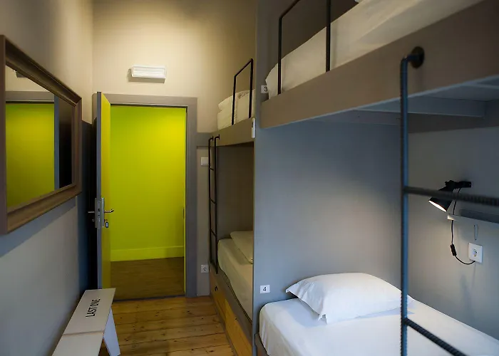 بيت شباب Goodmorning Solo Traveller Lisboa