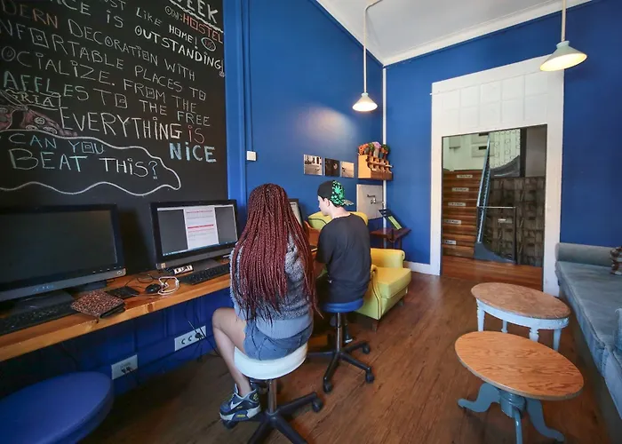 بيت شباب Goodmorning Solo Traveller