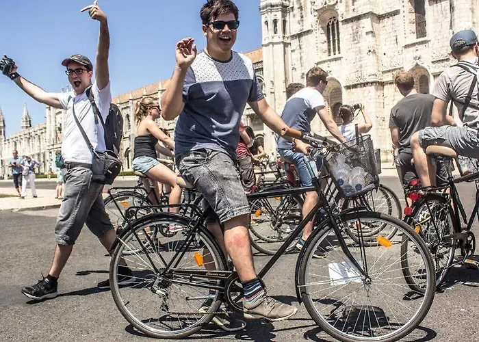 بيت شباب Goodmorning Solo Traveller Lisboa